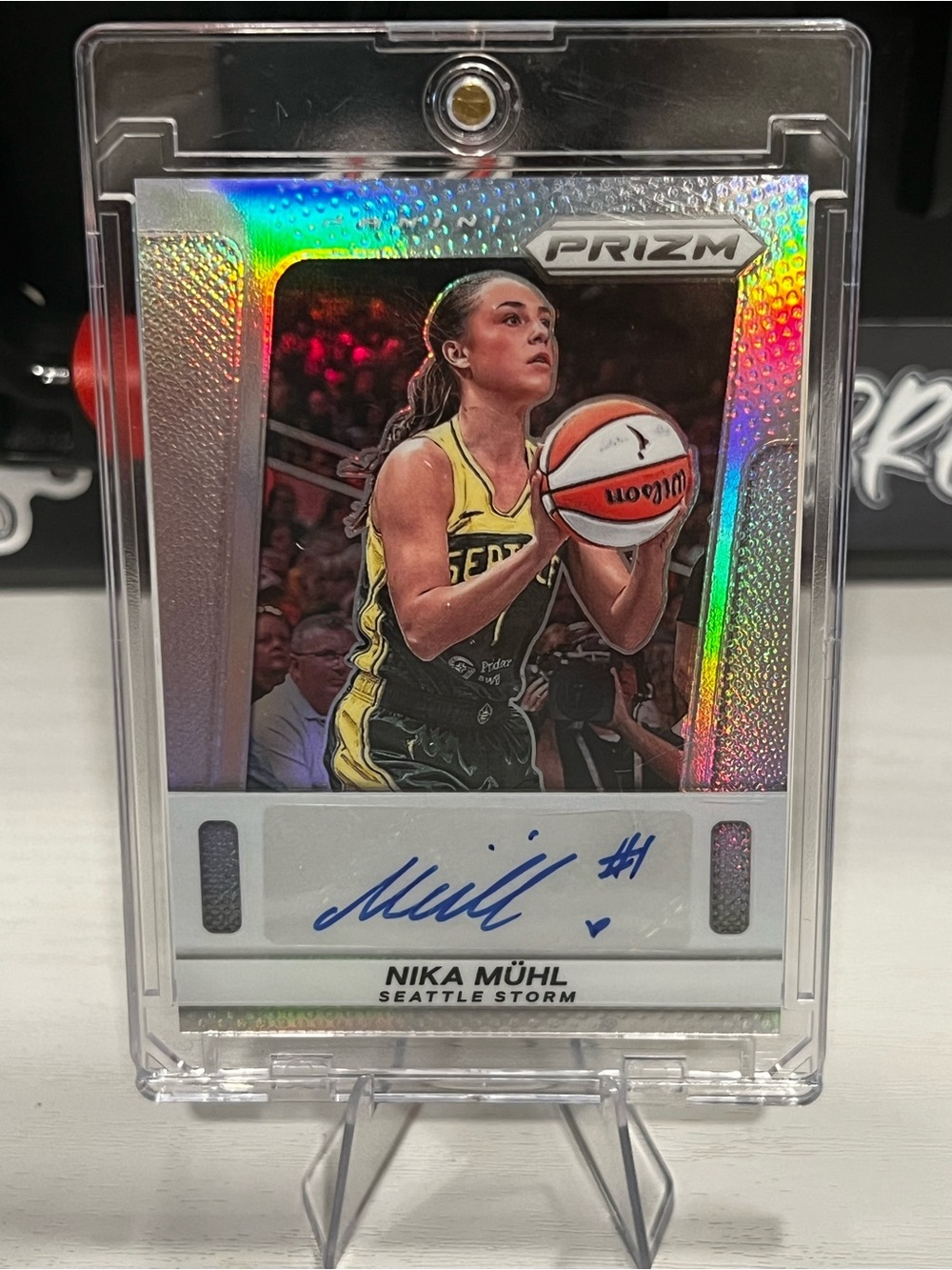 Nika Muhl auto card